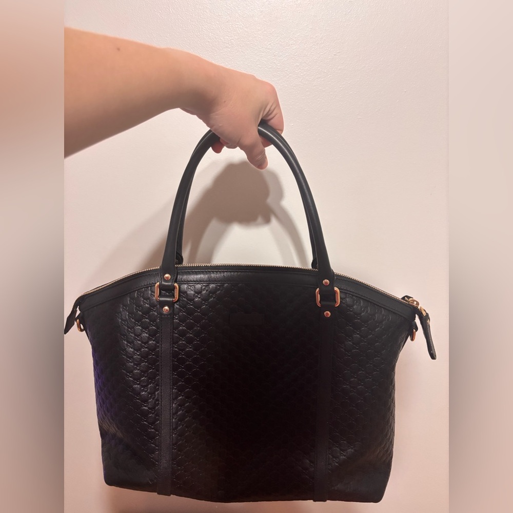 Gucci Black Microguccissima Dome Satchel – Excellent Condition - Picture 10 of 11